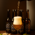 Mise en scène service d'une bière BKG